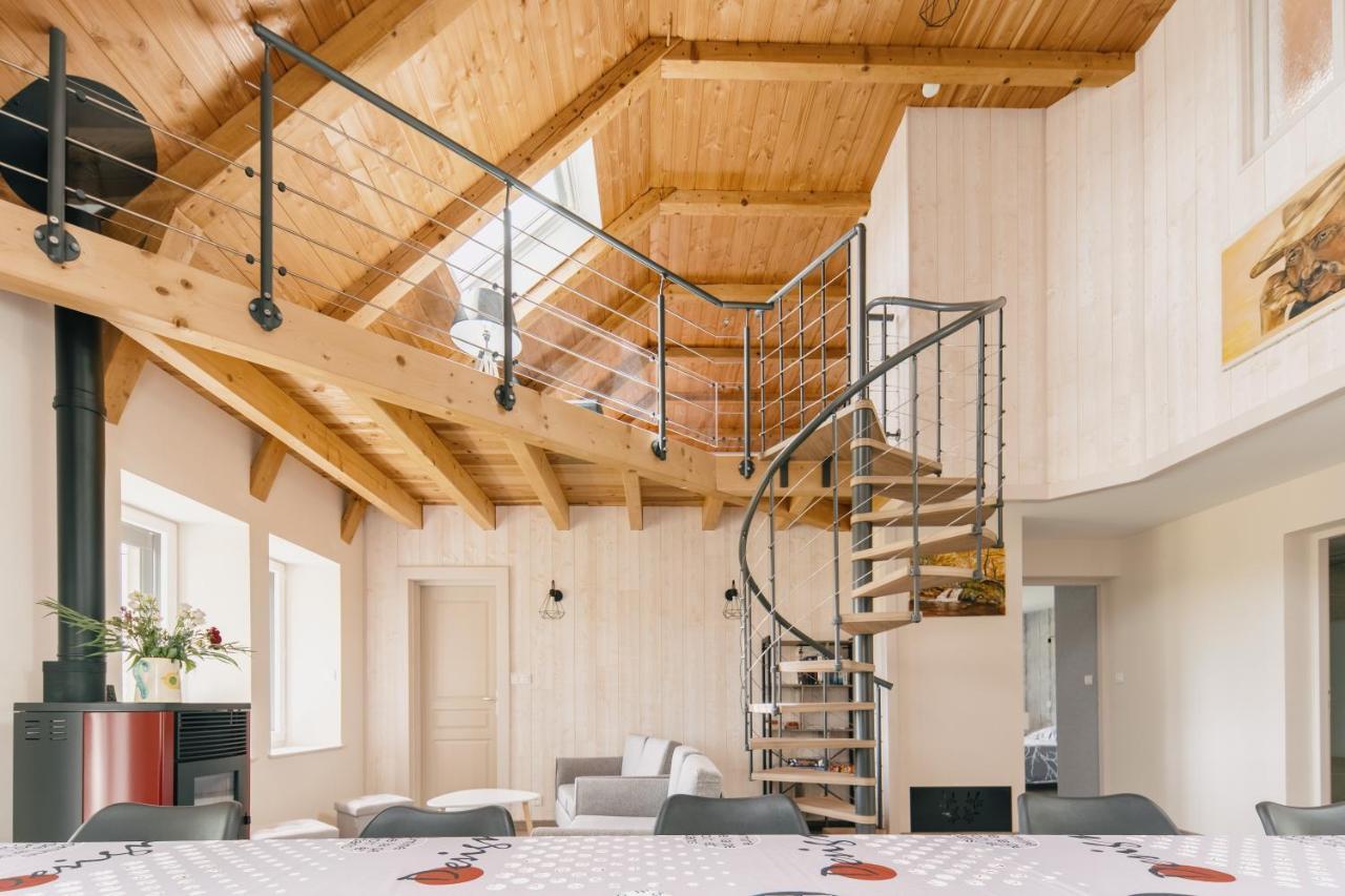 L'Escapade A La Banut Apartment Jallandrieux ภายนอก รูปภาพ