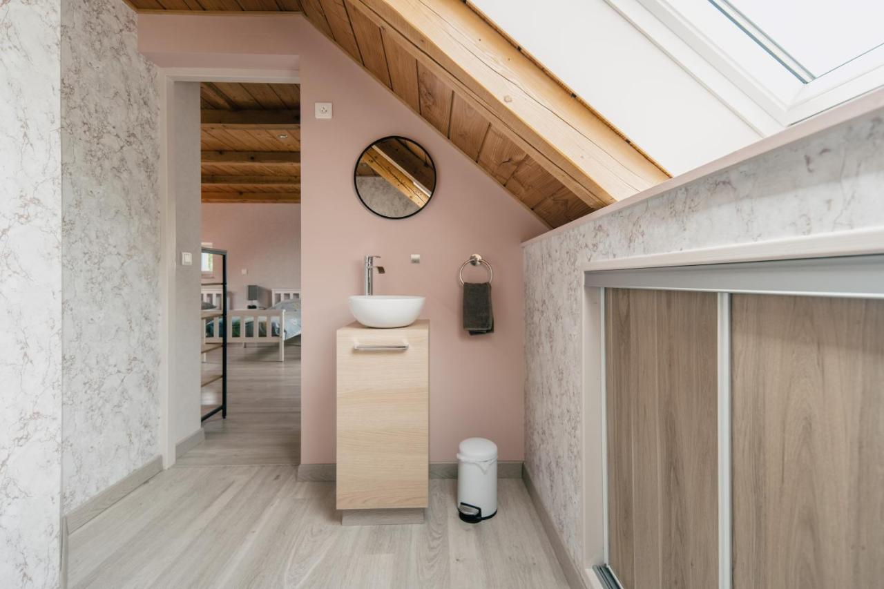 L'Escapade A La Banut Apartment Jallandrieux ภายนอก รูปภาพ